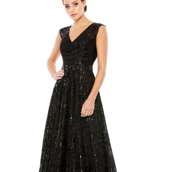 MAC DUGGAL12413 EMBROIDERED EMBELLISHED WAIST CAP SLEEVE A-LINE BLACK GOWN sz 12 - Picture 1 of 7